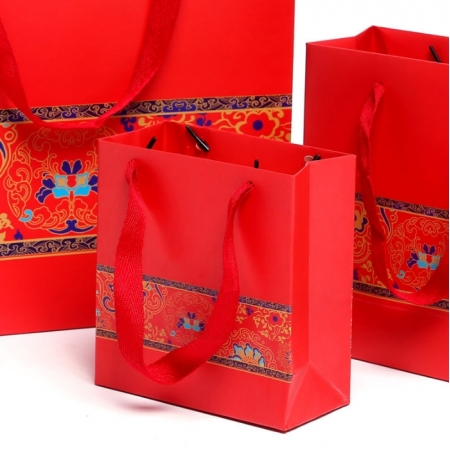 Custom Paper Shopping Bags With Logo Jewelry Packaging With Handle Coated Paper 