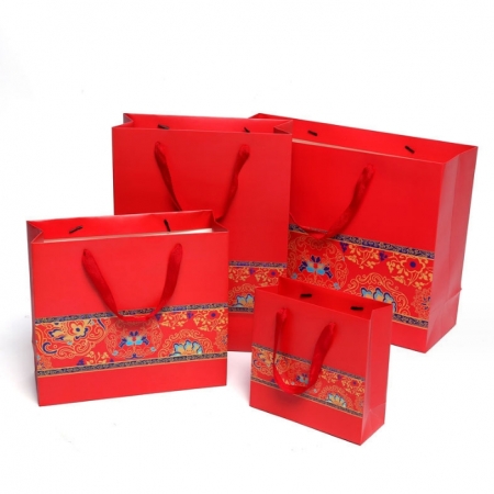 Custom Paper Shopping Bags With Logo Jewelry Packaging With Handle Coated Paper 