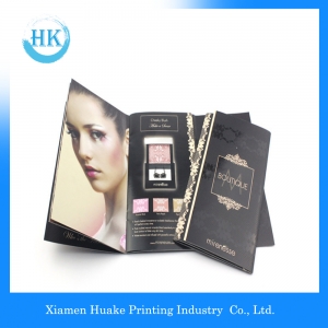 Brochure de conception impression Folds Cosmetics 