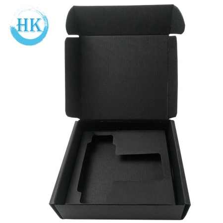 Black Card Gift Box avec insert pour produits électroniques 
